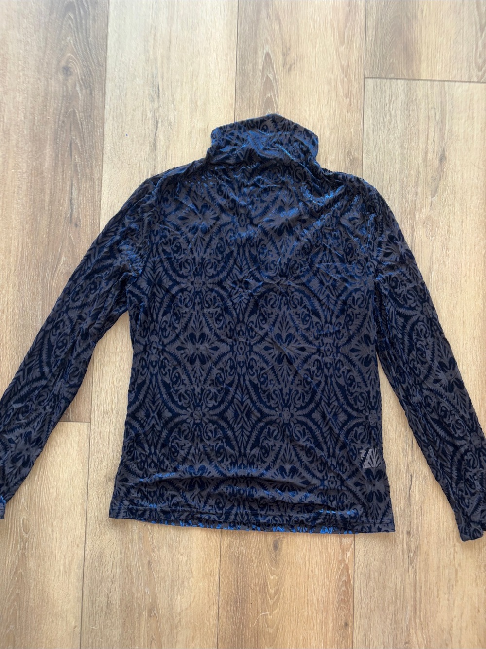 Velvet and mesh Burnout Mock Neck Long Sleeve Top - Black & Navy
